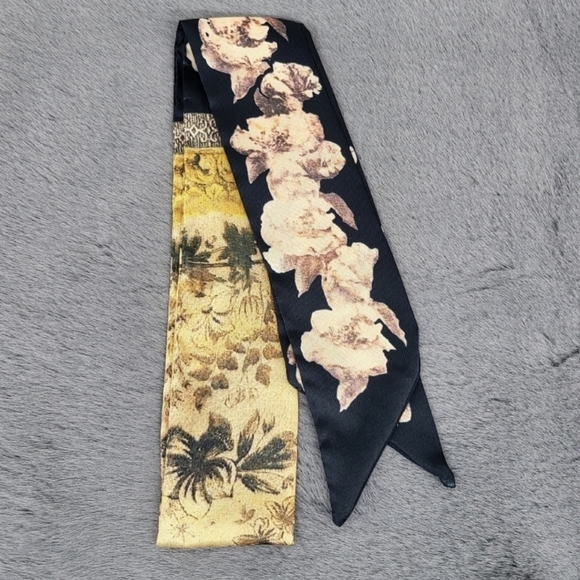 New Flowers Print Silk Skinny Scarf Twilly - Picture 5 of 5